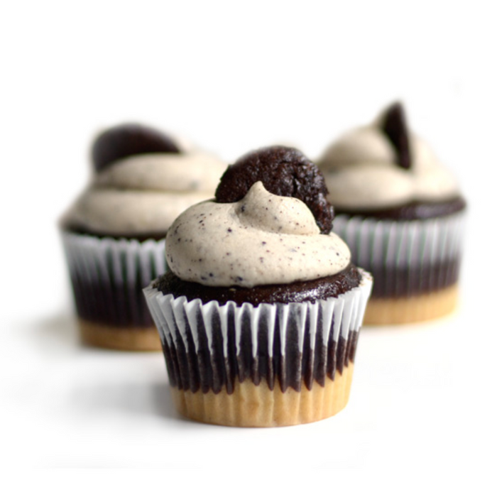 Cookies 'n Cream Cupcake Clamshell - 6 pack **GTA ONLY**